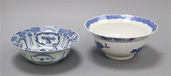 A Chinese blue and white kraak bowl, c.1640 and a 19th century Chinese blue and white bowl largest diameter 15.5cm